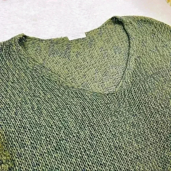 Harper Heritage Olive Green V-Neck Elbow Patch Oversized Sweater - Picture 10 of 16